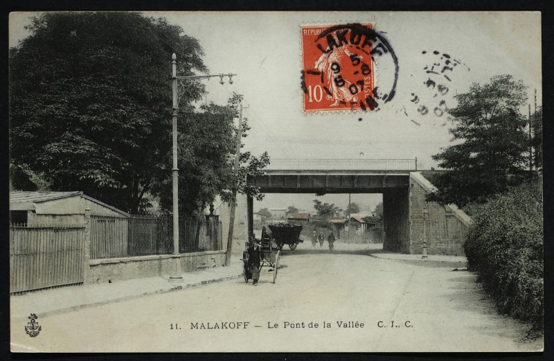 Carte postale ancienne le Pont de la Vallée à Malakoff