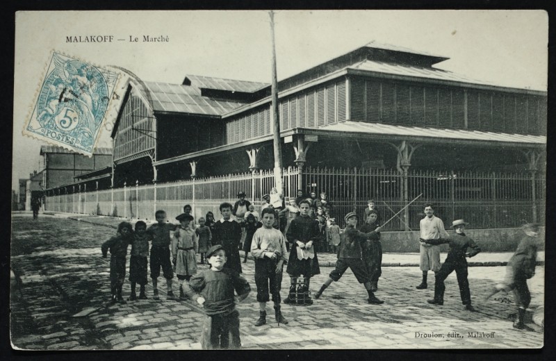Carte postale ancienne Le Marché à Malakoff