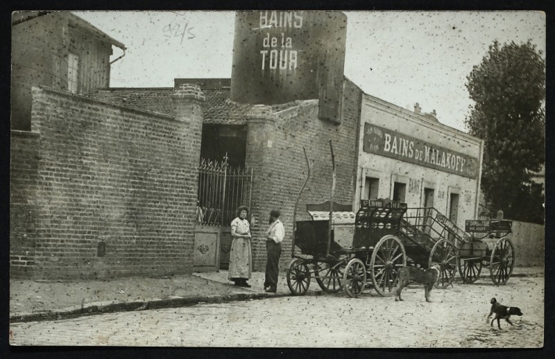 Carte postale ancienne Bains de Malakoff à Malakoff
