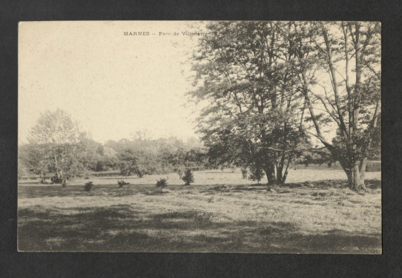 Carte postale ancienne Parc de Villeneuve-l'Etang à Garches
