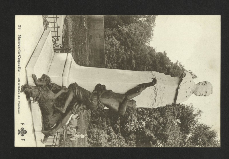 Carte postale ancienne La Statue de Pasteur à Marnes-la-Coquette
