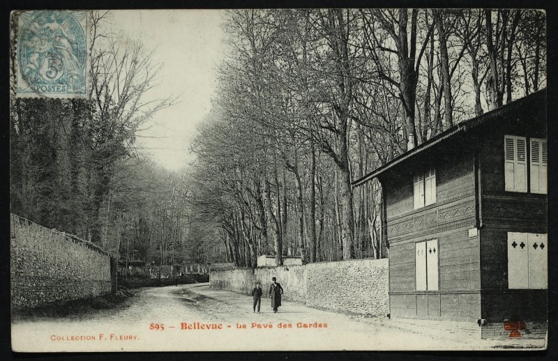 Carte postale ancienne Bellevue - Le Pavé des Gardes à Meudon
