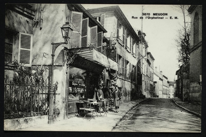Carte postale ancienne Rue de l'Orphelinat à Meudon