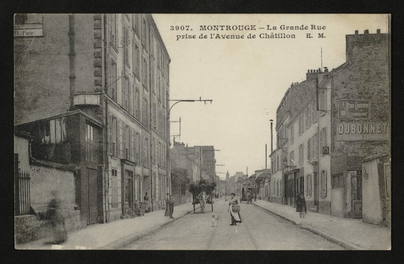 Carte postale ancienne La Grande Rue prise de l'Avenue de Châtillon à Montrouge