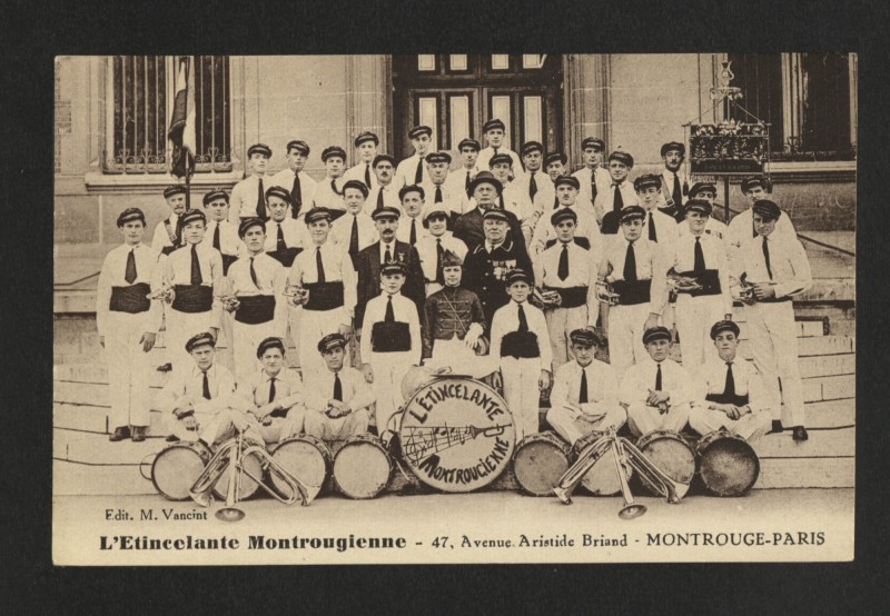 Carte postale ancienne L'Etincelante Montrougienne - 47 avenue Aristide Briand. [Fanfare] à Montrouge