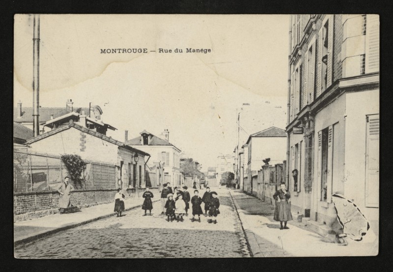 Carte postale ancienne Rue du Manège à Montrouge