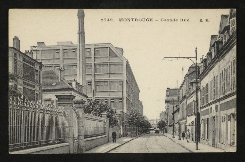 Carte postale ancienne Grande Rue à Montrouge