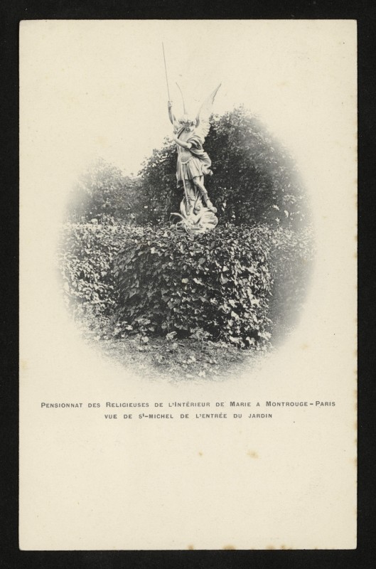 Carte postale ancienne Pensionnat des religieuses de l'intérieur de Marie à Montrouge-Paris - Vue de St Michel de l'entrée du jardin à Montrouge