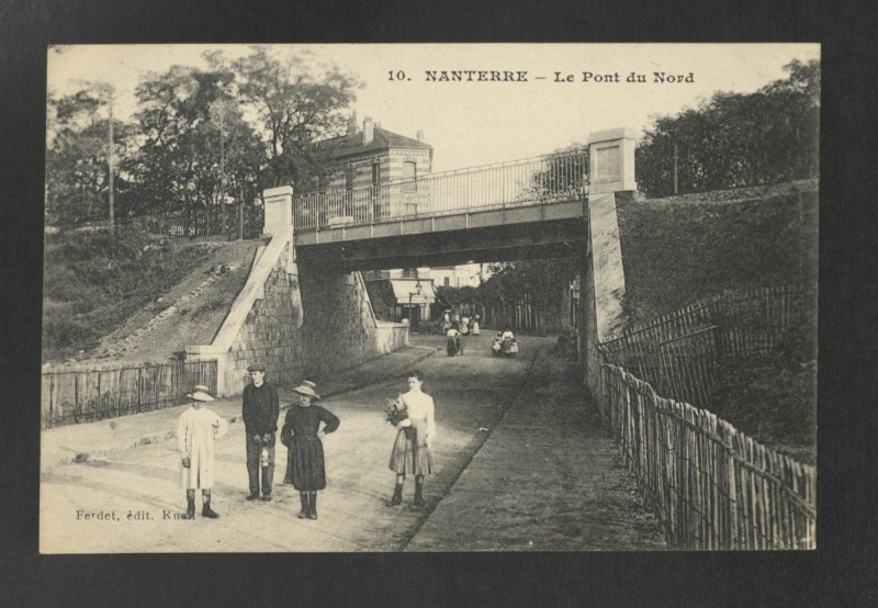 Carte postale ancienne Rue de Saint-Germain à Nanterre