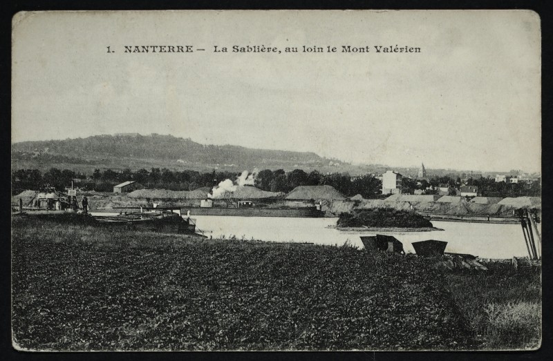 Carte postale ancienne La Sablière et le Mont-Valérien à Nanterre