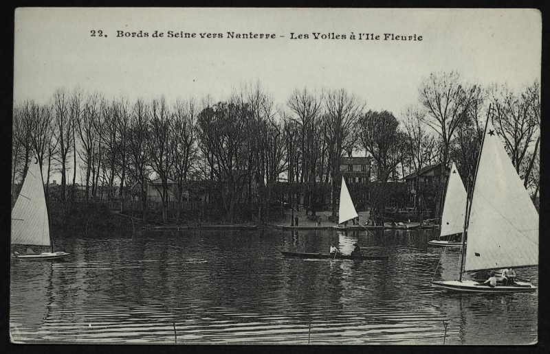 Carte postale ancienne Voiliers et barque  près de  l'île Fleurie à Nanterre