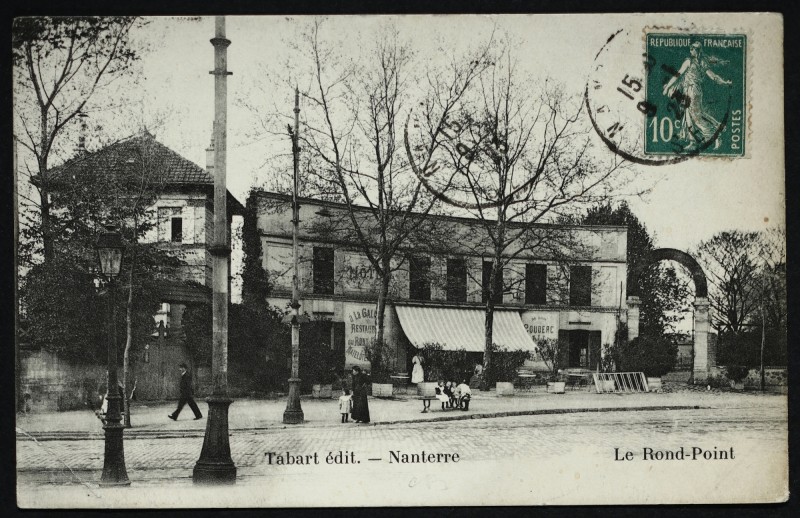 Carte postale ancienne Le Rond-Point à Nanterre