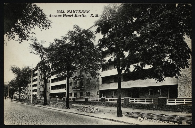 Carte postale ancienne L'avenue Henri-Martin à Nanterre