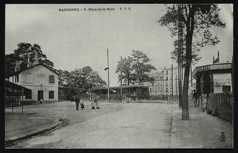 Carte postale ancienne La Gare à Nanterre