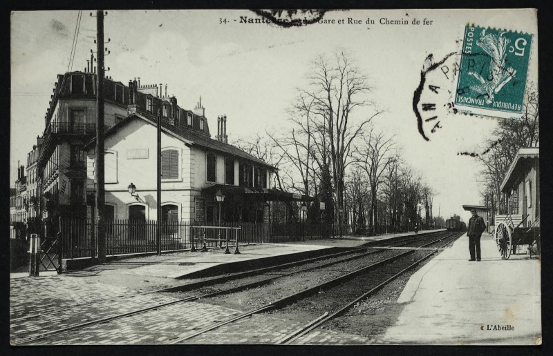 Carte postale ancienne La Gare à Nanterre