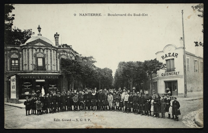 Carte postale ancienne Boulevard du Sud-Est à Nanterre