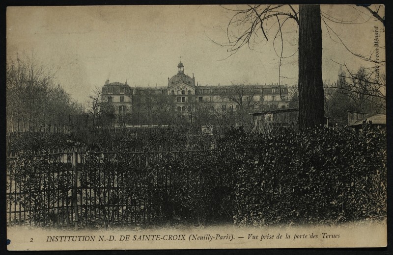 Carte postale ancienne Institution Notre-Dame de Sainte-Croix - Vue prise de la porte des Ternes à Paris 17e