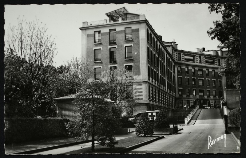 Carte postale ancienne Hôpital Américain à Neuilly-sur-Seine