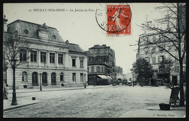 Carte postale ancienne La Justice de Paix à Neuilly-sur-Seine