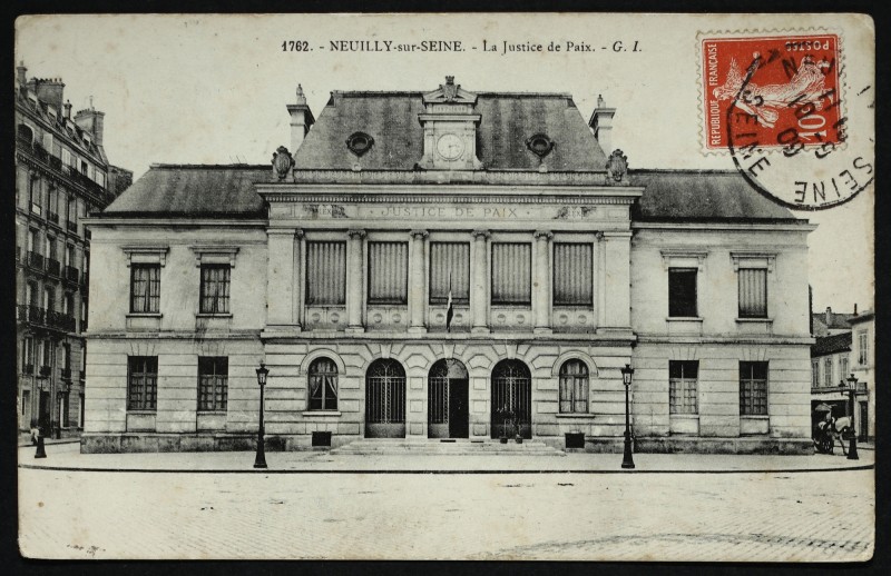 Carte postale ancienne La Justice de Paix à Neuilly-sur-Seine