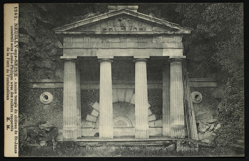 Carte postale ancienne Ancien temple du château de St-James construit sous Louis-Philippe avec des rochers rapportés de la Forêt de Fontainebleau à Neuilly-sur-Seine