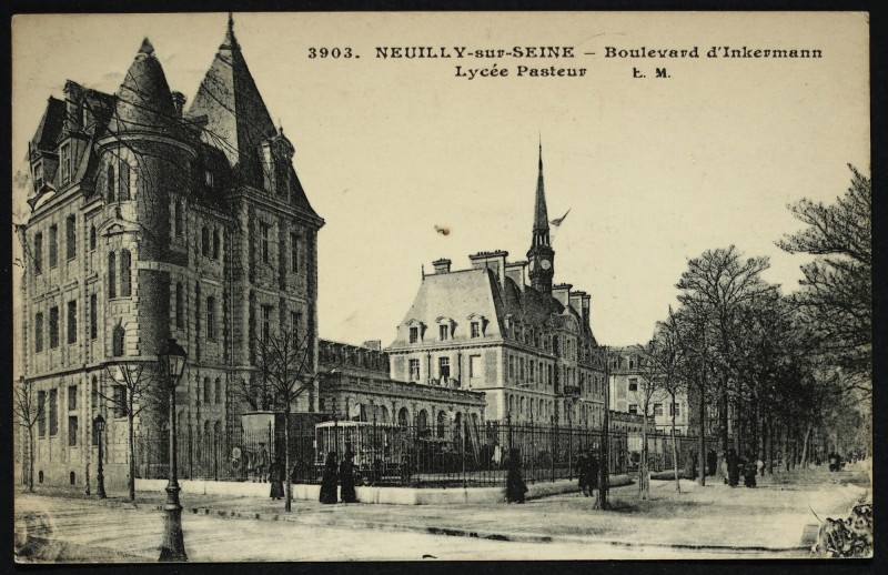 Carte postale ancienne Lycée Pasteur Hôpital Américain, Boulevard d'Inkermann à Neuilly-sur-Seine