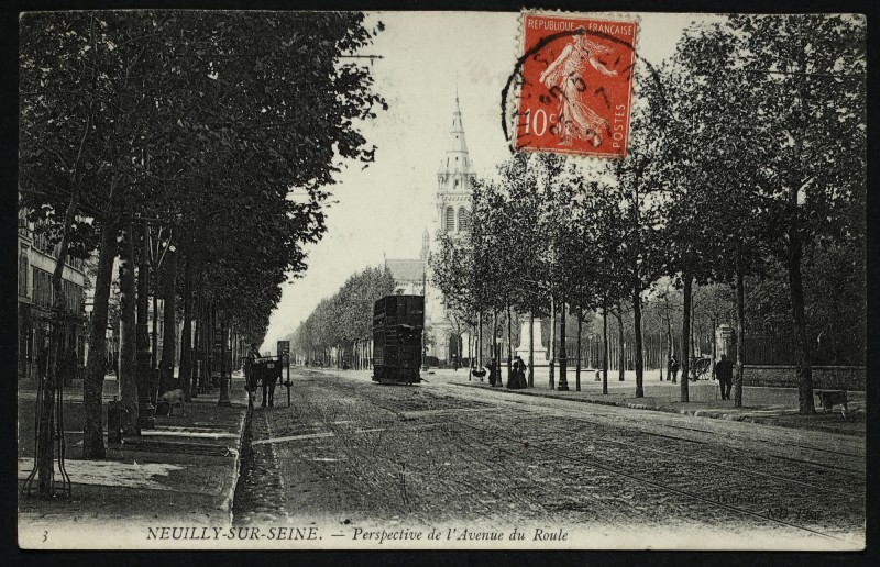 Carte postale ancienne Perspective de l'Avenue du Roule à Neuilly-sur-Seine