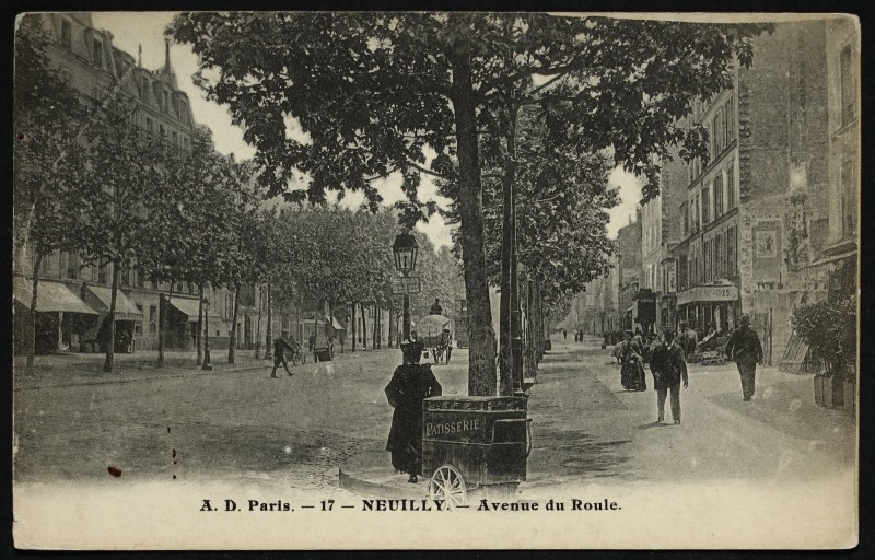Carte postale ancienne Neuilly - Avenue du Roule à Neuilly-sur-Seine