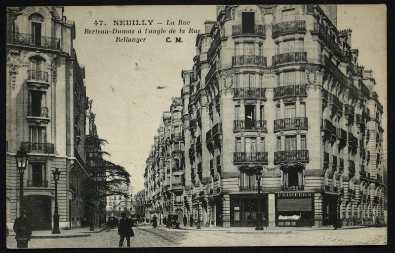 Carte postale ancienne La Rue Berteau-Dumas à l'angle de la Rue Bellanger à Neuilly-sur-Seine