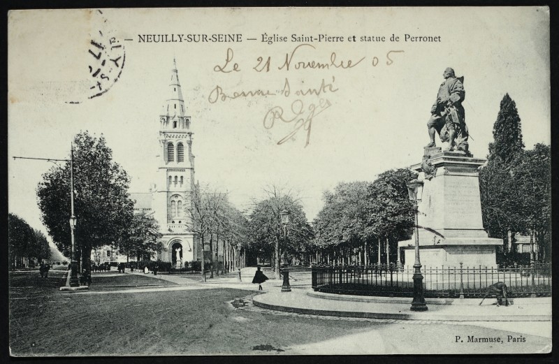 Carte postale ancienne Neuilly sur Seine Eglise Saint Pierre et Statue de Perronet à Neuilly-sur-Seine