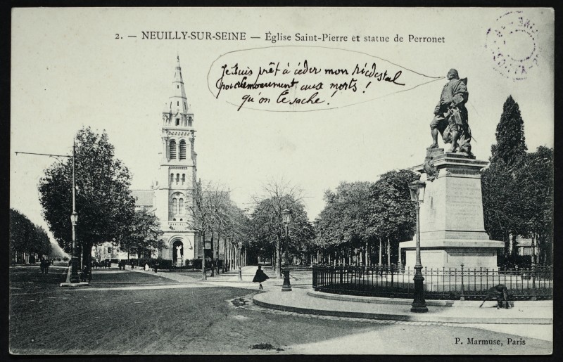 Carte postale ancienne Neuilly sur Seine Eglise Saint Pierre et Statue de Perronet à Neuilly-sur-Seine
