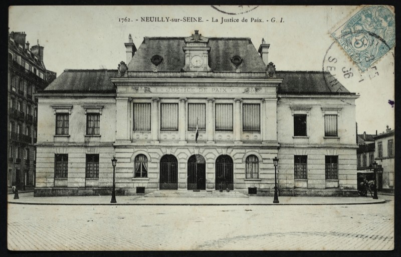 Carte postale ancienne La Justice de Paix à Neuilly-sur-Seine