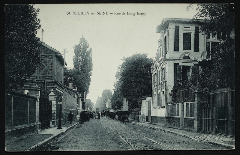 Carte postale ancienne Rue de Longchamp à Neuilly-sur-Seine