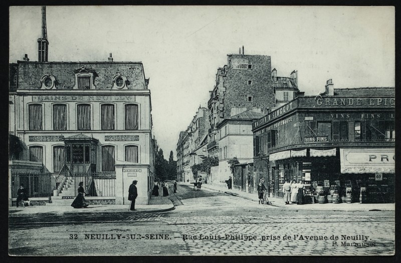 Carte postale ancienne Rue Louis-Philippe prise de l'Avenue de Neuilly à Neuilly-sur-Seine