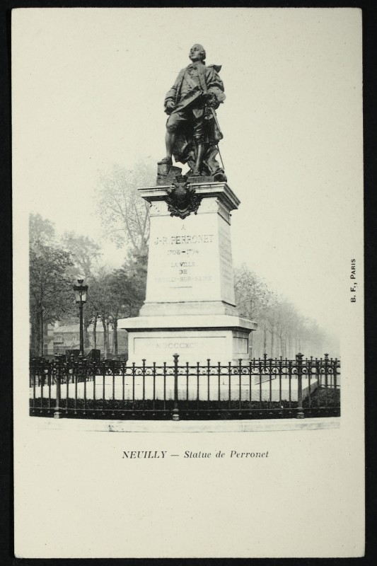 Carte postale ancienne Statue de Perronet à Neuilly-sur-Seine