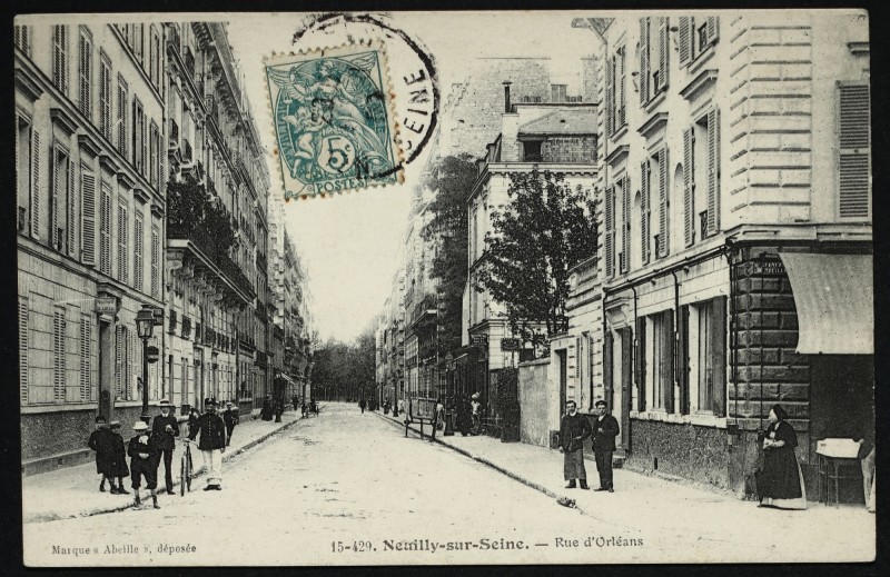 Carte postale ancienne Rue d'Orléans à Neuilly-sur-Seine