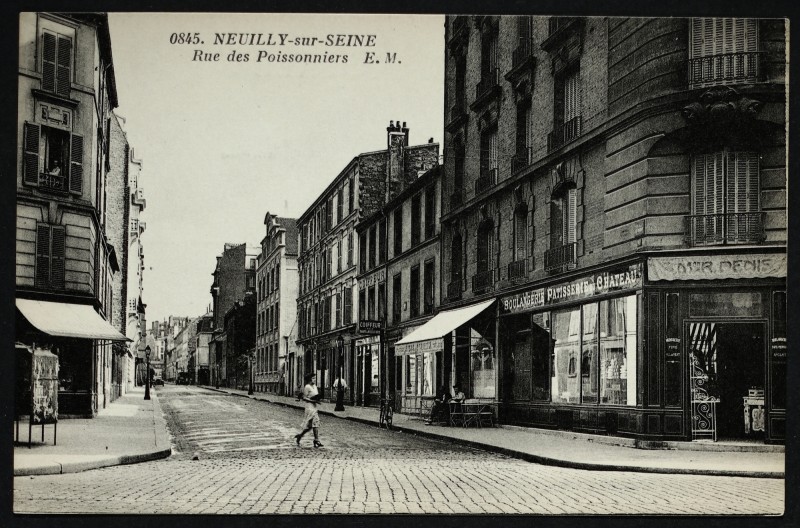 Carte postale ancienne Rue des Poissonniers à Neuilly-sur-Seine