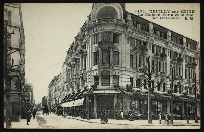 Carte postale ancienne La Maison Potin et la rue des Huissiers à Neuilly-sur-Seine