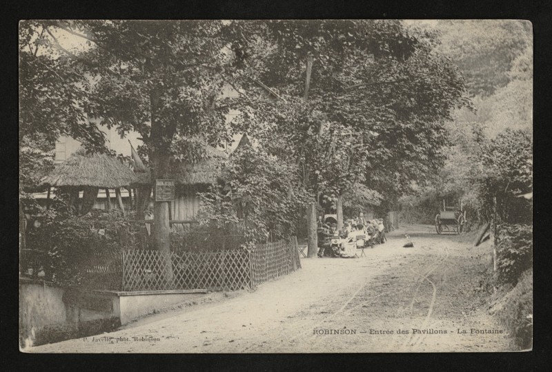 Carte postale ancienne Robinson - Entrée des Pavillons - La Fontaine au Plessis-Robinson