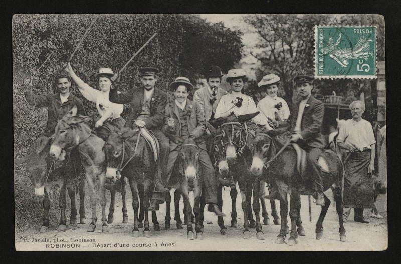 Carte postale ancienne Robinson - Départ d'une course à Anes au Plessis-Robinson