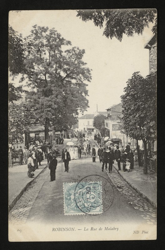 Carte postale ancienne Robinson - La Rue de Malabry au Plessis-Robinson