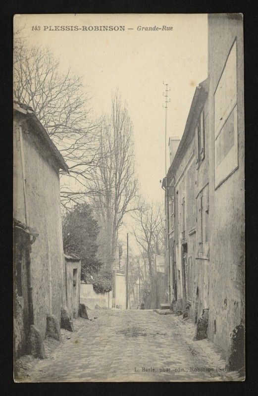 Carte postale ancienne Grande-Rue au Plessis-Robinson
