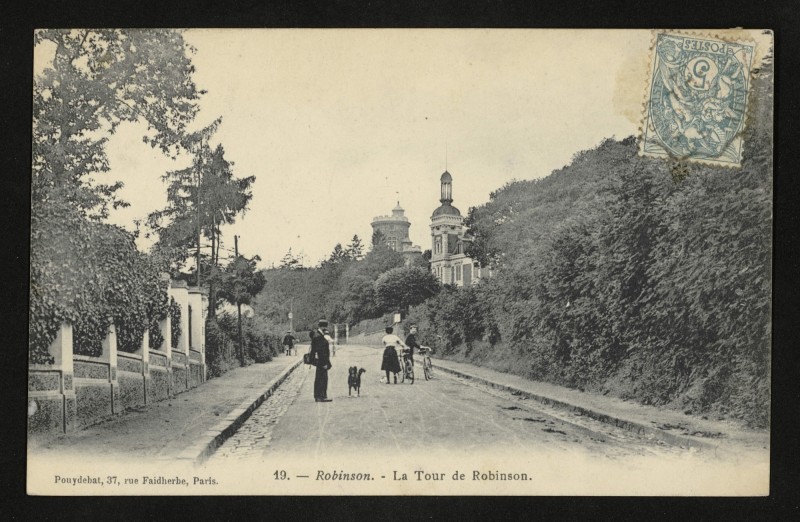 Carte postale ancienne Robinson - La Tour de Robinson au Plessis-Robinson