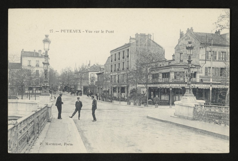 Carte postale ancienne Vue sur le Pont à Puteaux