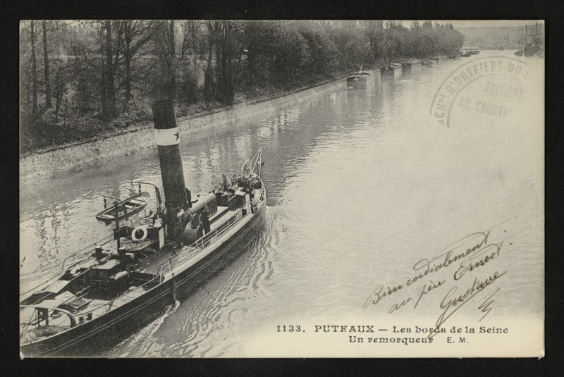 Carte postale ancienne Les bords de la Seine : un remorqueur à Puteaux
