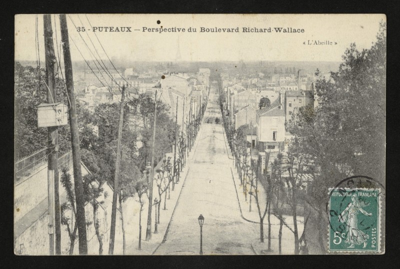 Carte postale ancienne Perspective du Boulevard Richard-Wallace à Puteaux