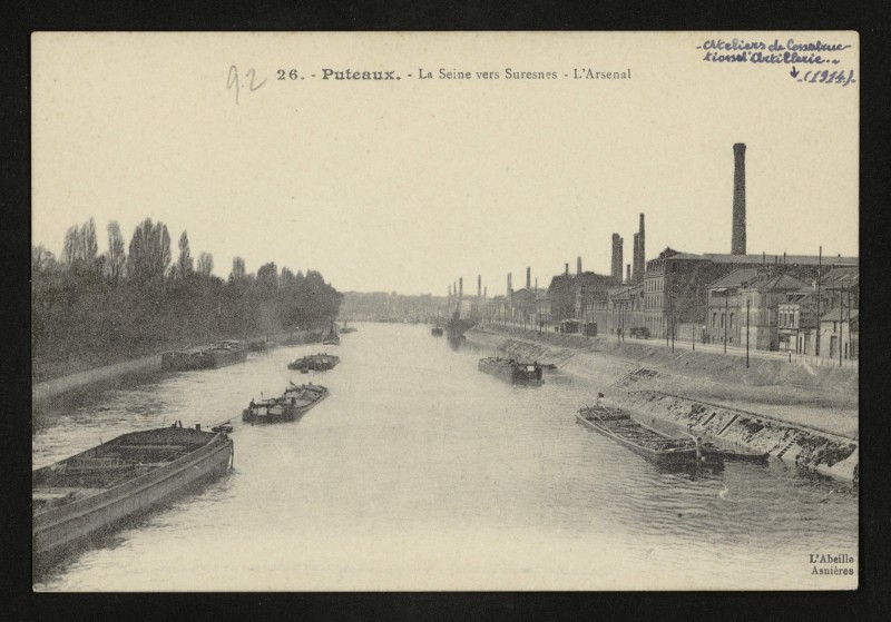 Carte postale ancienne La Seine vers Suresnes à Puteaux