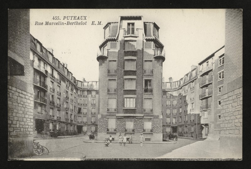 Carte postale ancienne Rue Marcelin-Berthelot à Puteaux