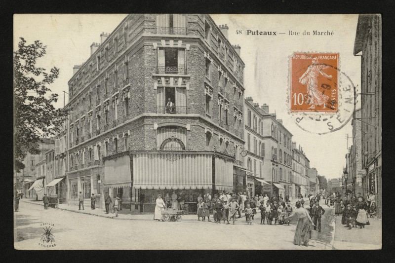 Carte postale ancienne Rue du Marché à Puteaux