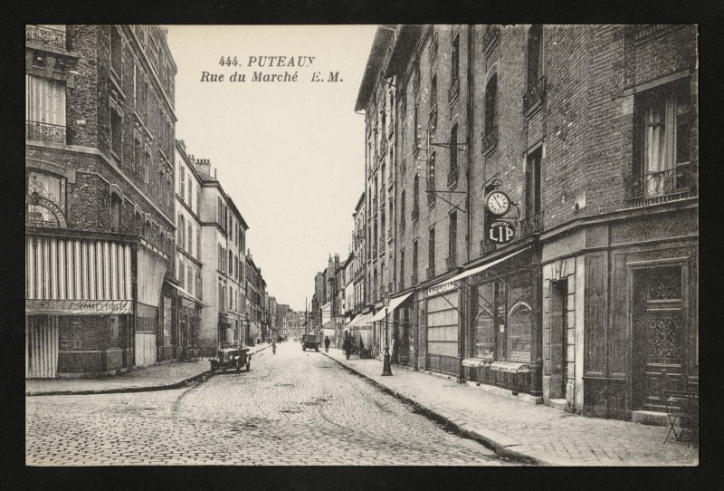 Carte postale ancienne Rue du Marché à Puteaux